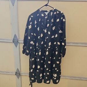 Time and Tru Black and Cream Printed Long Sleeve Dress